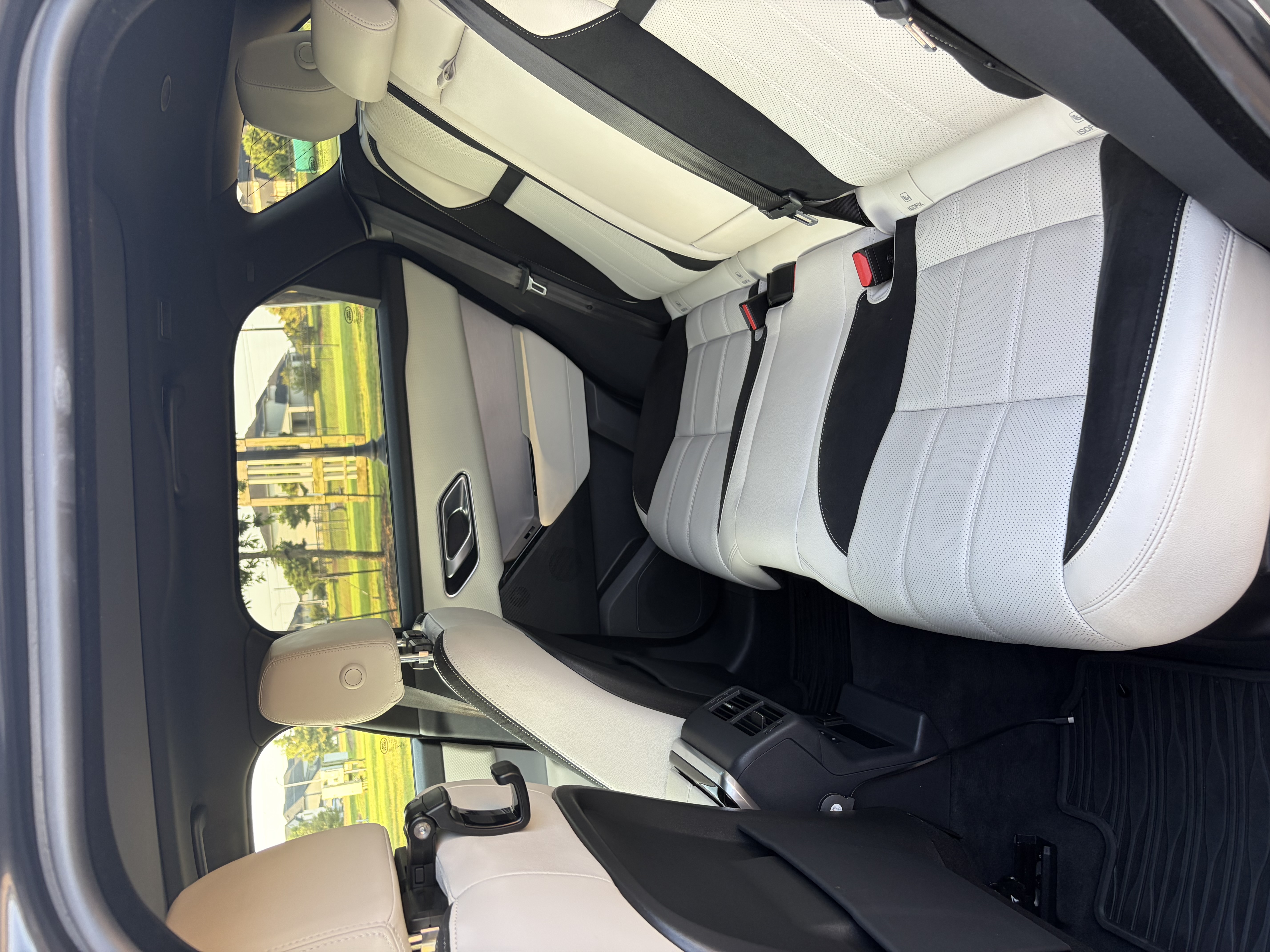 Used 2023 Land Rover Range Rover Velar R-Dynamic S AWD/4WD image 10