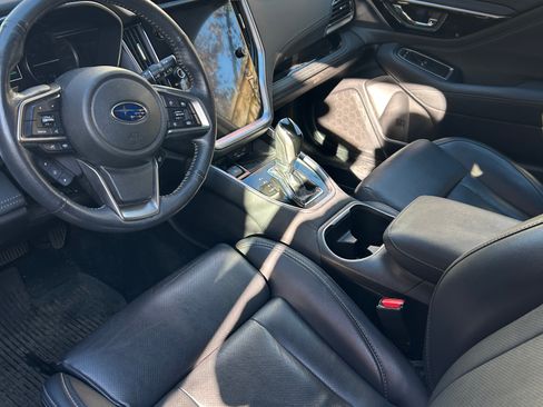 Used 2020 Subaru Outback Limited w/ Popular Package #2 image 8