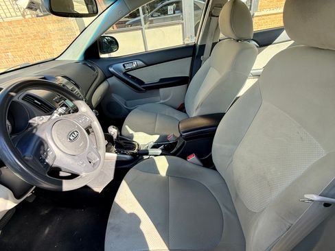 Used 2013 Kia Forte EX image 7