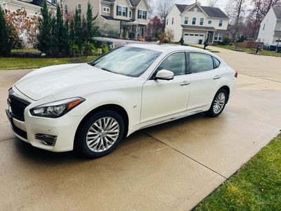 Used 2016 INFINITI Q70 L 3.7