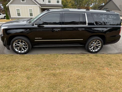 Used 2016 GMC Yukon XL Denali w/ Open Road Package image 4