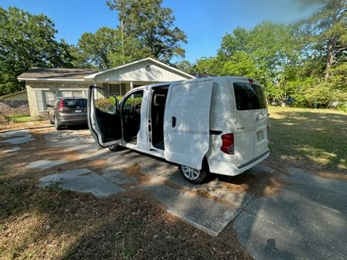 Used 2019 Nissan NV200 SV w/ Navigation Package FWD image 6