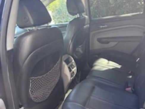 Used 2010 Cadillac SRX Luxury image 10