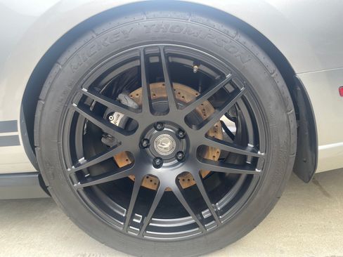 Used 2012 Ford Mustang Shelby GT500 w/ Electronics Pkg image 11