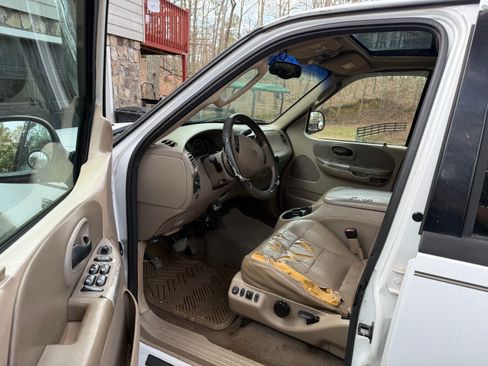 Used 2002 Ford F150 4x4 SuperCrew image 6