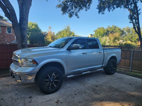 Used 2015 RAM 1500 Laramie w/ Convenience Group image 1