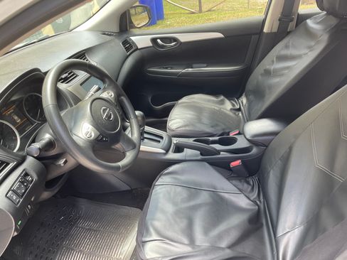 Used 2019 Nissan Sentra S image 16