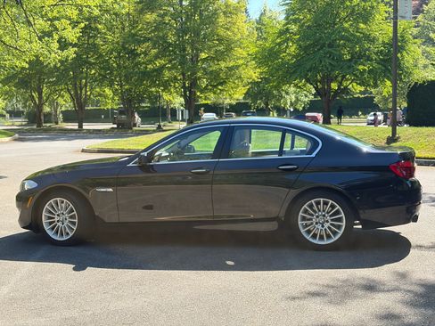 Used 2013 BMW 535i xDrive Sedan AWD/4WD image 10