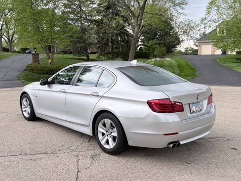 Used 2011 BMW 528i Sedan RWD image 10