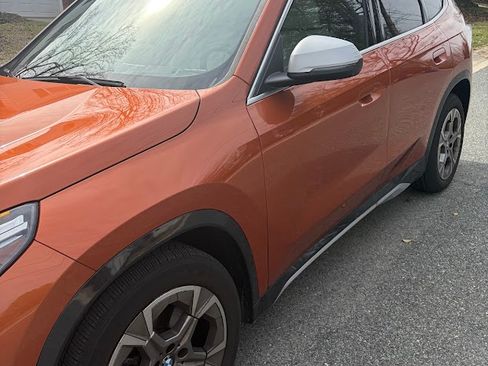 Used 2024 BMW X1 xDrive28i w/ Premium Package image 4