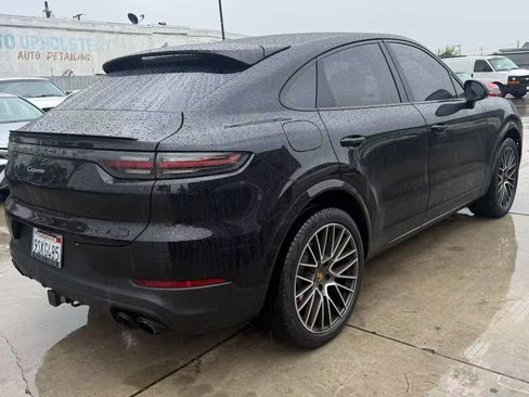 Used 2021 Porsche Cayenne Coupe image 4