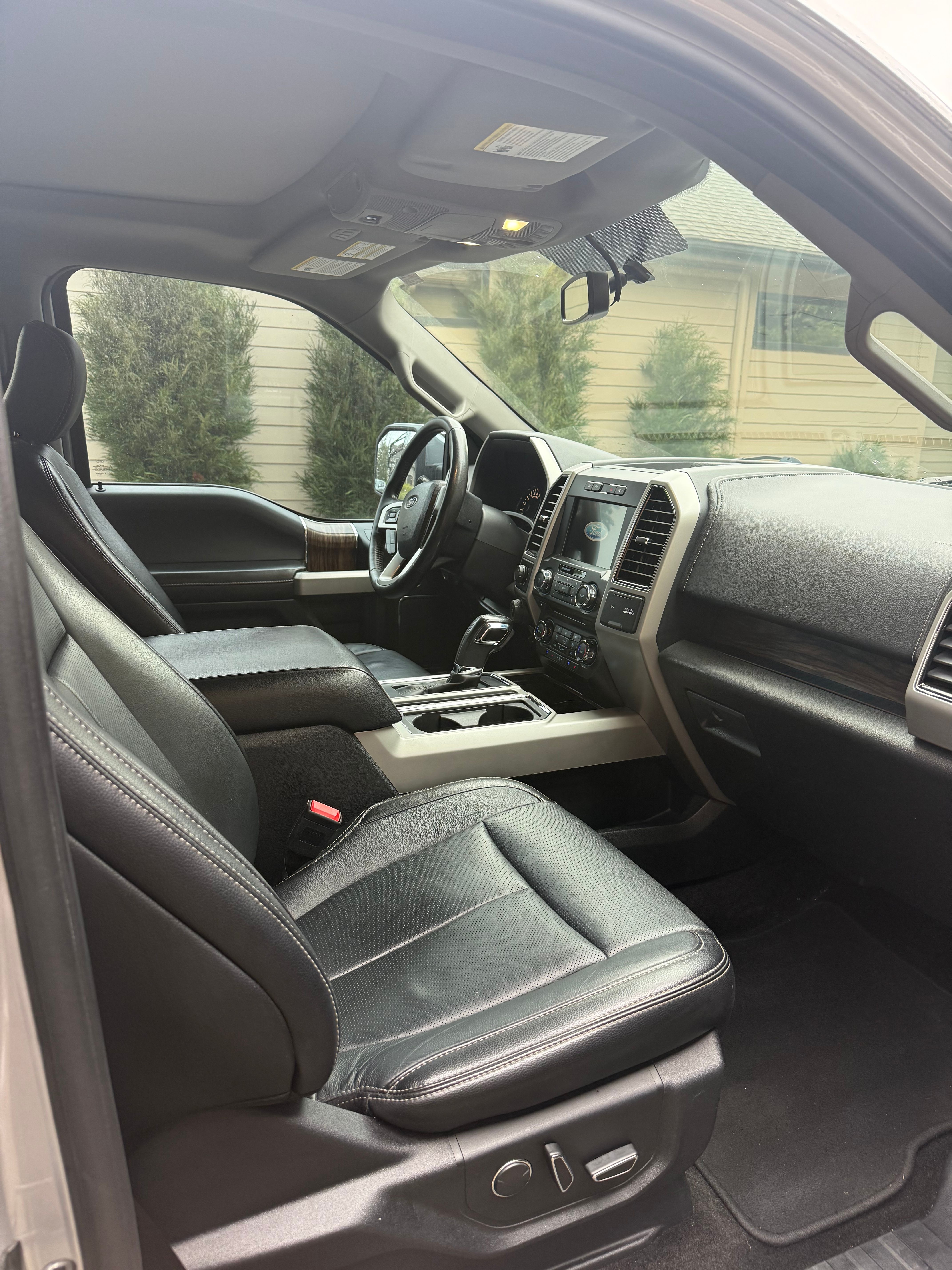 Used 2018 Ford F150 Lariat AWD/4WD image 12