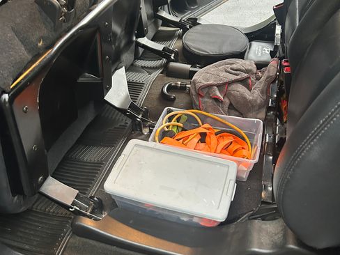 Used 2013 Chevrolet Avalanche LS w/ All-Star Edition image 21