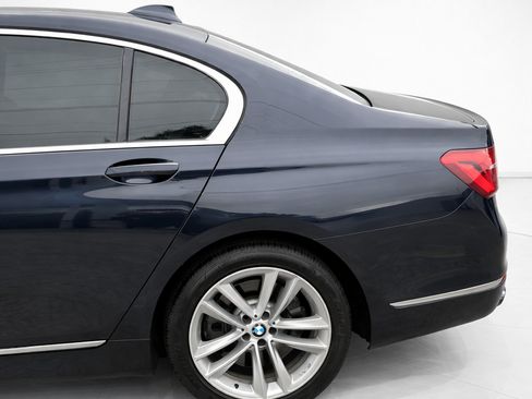 Used 2019 BMW 750i xDrive image 6
