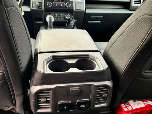 Used 2020 Ford F150 XLT w/ Equipment Group 302A Luxury image 9