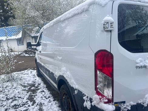 Used 2015 Ford Transit 150 130 Low Roof RWD image 5