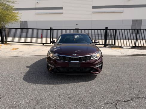 Used 2019 Kia Optima LX image 2