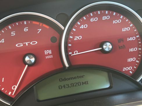 Used 2005 Pontiac GTO image 19