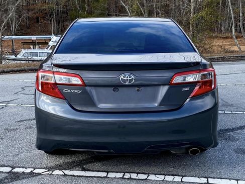Used 2013 Toyota Camry SE image 14