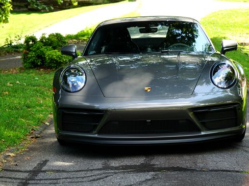 Used 2022 Porsche 911 GT3 RS image 8