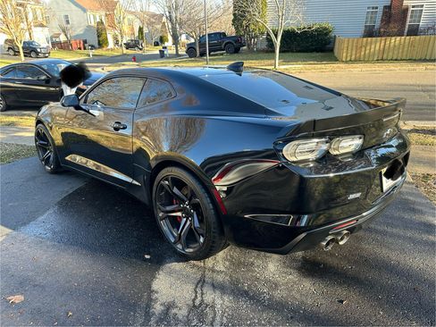 Used 2019 Chevrolet Camaro SS image 10