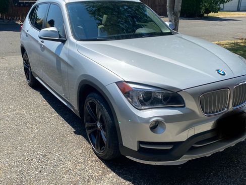 Used 2015 BMW X1 sDrive28i image 2
