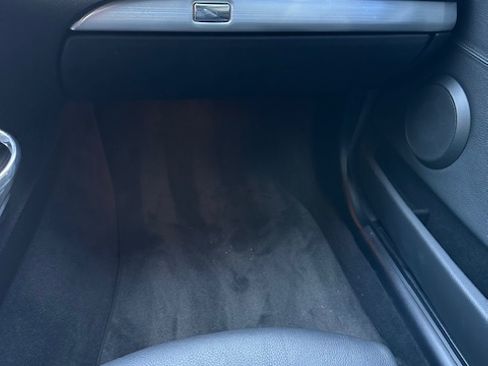 Used 2010 BMW 650i Coupe image 13