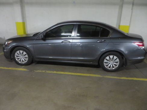 Used 2012 Honda Accord LX image 1