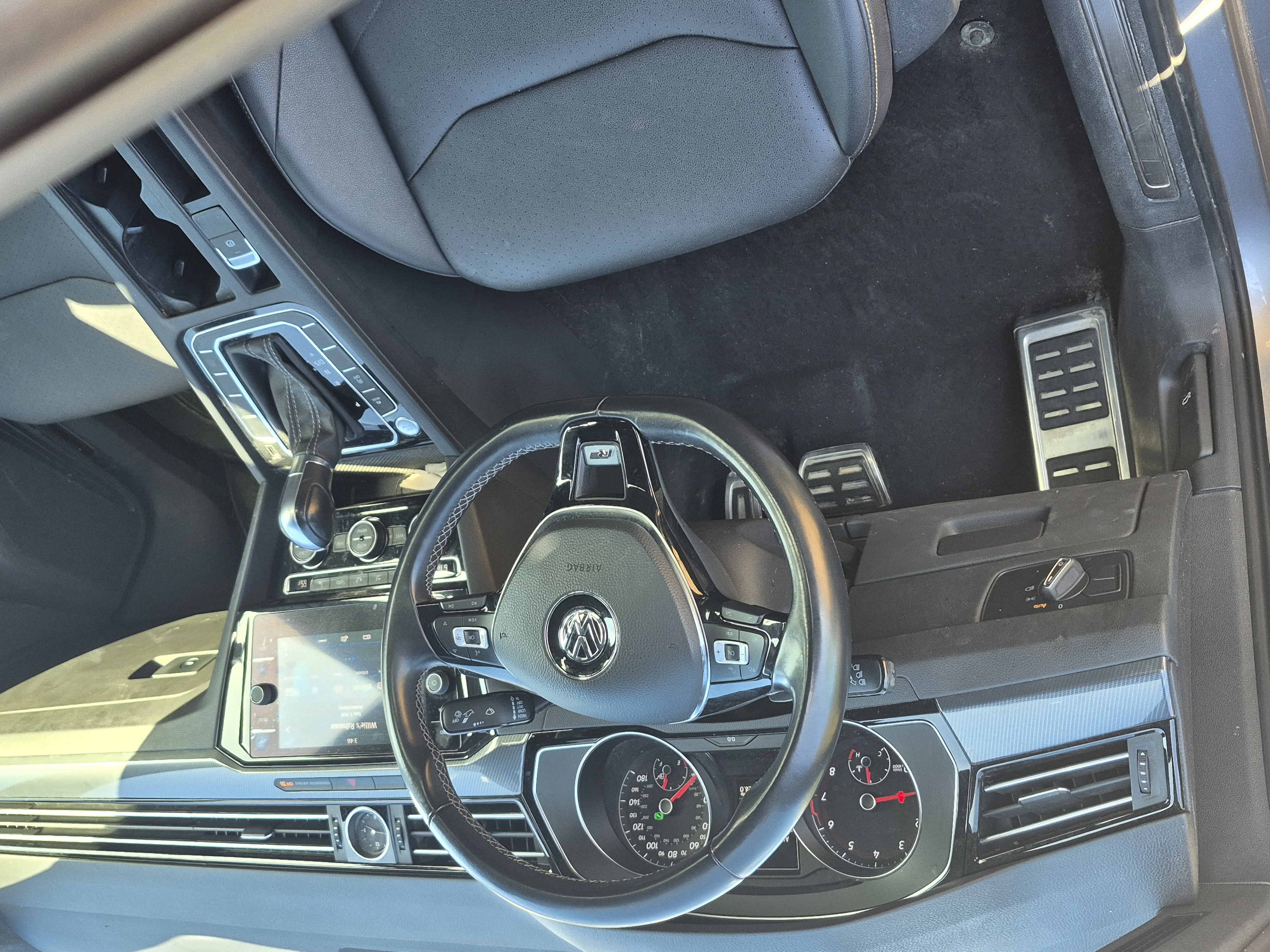 Used 2019 Volkswagen Arteon SE AWD/4WD image 13