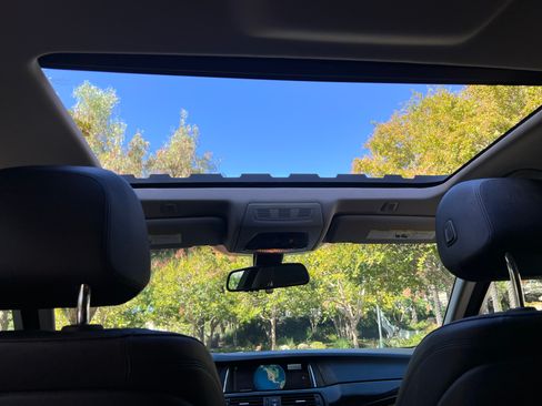 Used 2016 BMW 528i 528i Sedan 4D image 9