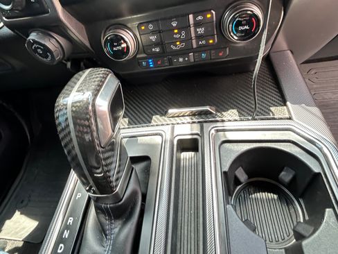 Used 2019 Ford F150 Raptor w/ Equipment Group 802A Luxury AWD/4WD image 17