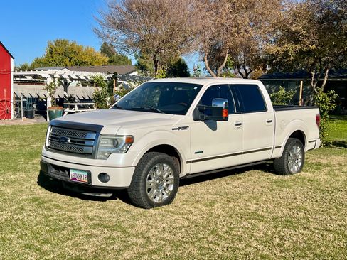 Used 2014 Ford F150 Platinum image 2