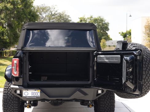 Used 2022 Ford Bronco Badlands image 1