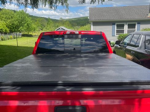 Used 2019 Chevrolet Silverado 2500 LTZ w/ Vortec Plus Package AWD/4WD image 5