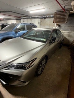 Used 2020 Lexus ES 350 w/ Premium Package FWD image 2