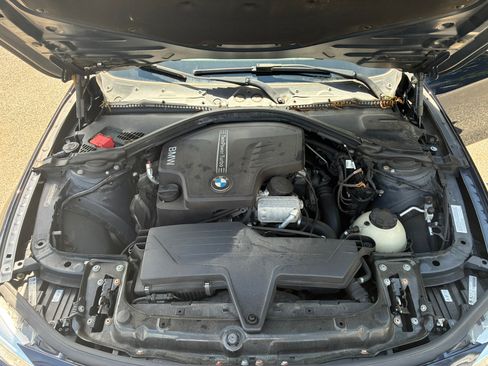 Used 2013 BMW 328i xDrive Sedan AWD/4WD image 18