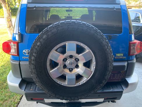 Used 2007 Toyota FJ Cruiser 4WD image 5