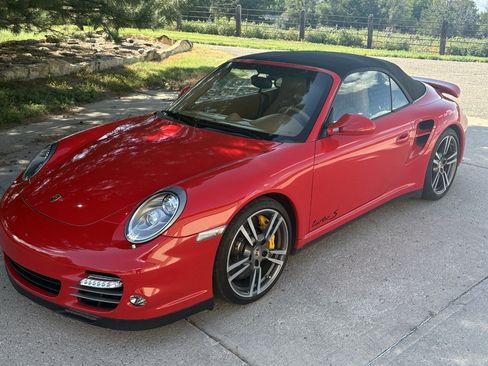 Used 2013 Porsche 911 Edition 918 Spyder AWD/4WD image 13
