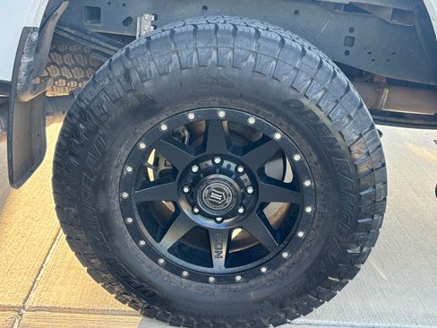 Used 2019 Ford F250 Lariat w/ Lariat Value Package AWD/4WD image 11