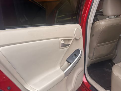 Used 2012 Toyota Prius Four image 11