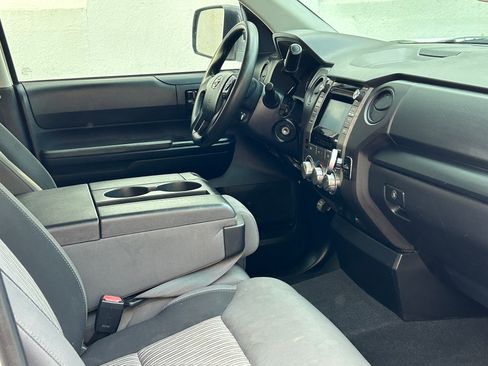 Used 2014 Toyota Tundra SR image 20