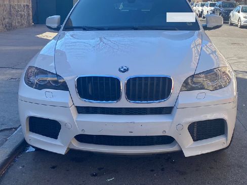 Used 2012 BMW X6 M image 4