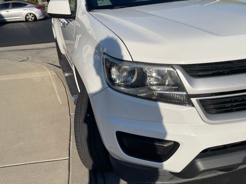 Used 2019 Chevrolet Colorado W/T w/ WT Convenience Package RWD image 10