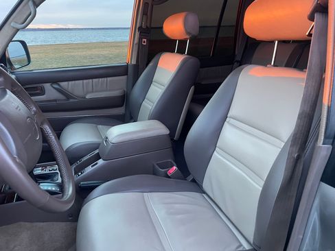 Used 1997 Toyota Land Cruiser image 11