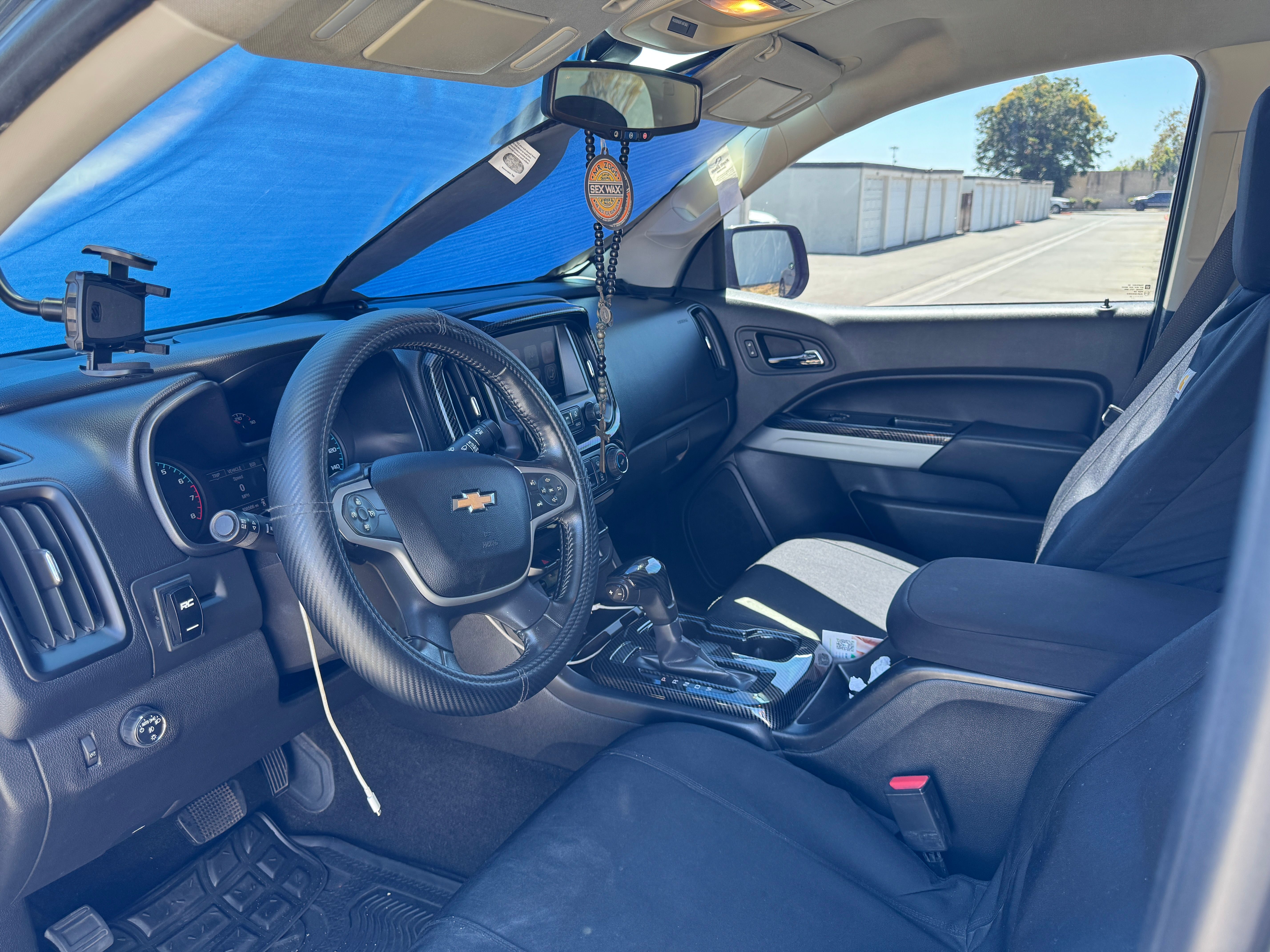 Used 2015 Chevrolet Colorado LT w/ LT Convenience Package RWD image 15