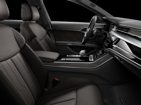 Used 2020 Audi A8 L 4.0T w/ Sport Plus Package image 15