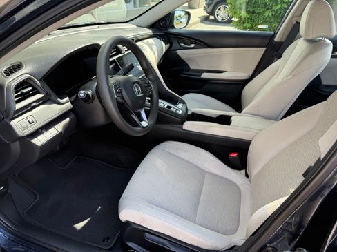 Used 2020 Honda Insight EX image 10