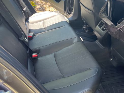 Used 2020 Honda Accord Touring image 9