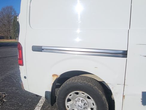 Used 2016 Nissan NV 1500 SV image 20