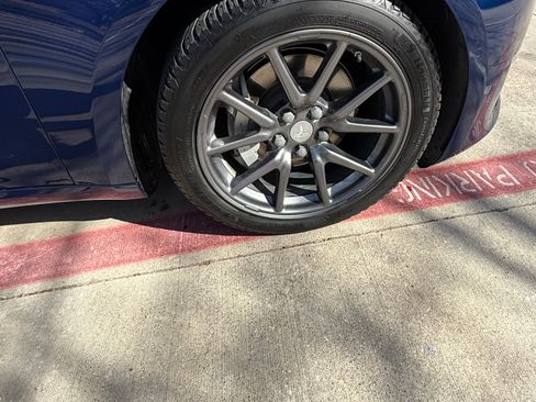 Used 2019 Tesla Model 3 Long Range image 17